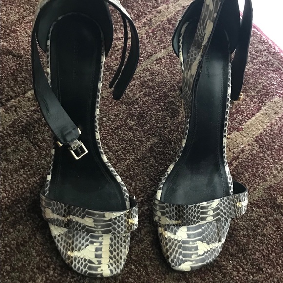 Sexy heels - Picture 1 of 4